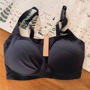 NWT Skims Scoop Bralette